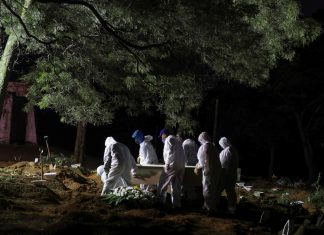 Brazil passes half a million COVID-19 deaths, experts warn of worse ahead