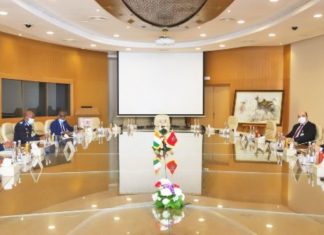 Ivorian Defense Minister Received by Minister for National Defense Administration and Lieutenant General, Inspector General of FAR