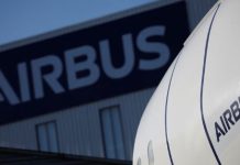 Airbus overtakes Boeing in historic shift for aviation industry Airbus overtakes Boeing in historic shift for aviation industry