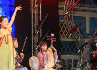 FNAP 2024 Marrakech: El Harti square transformed by a night of eclectic music