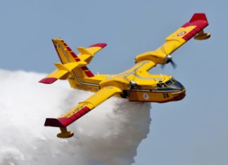 Morocco sends Canadair aircraft to Portugal to aid in wildfire battle