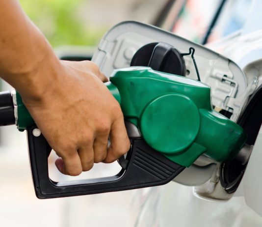 Diesel falls below 10 dirhams in Morocco for first time in years Diesel falls below 10 dirhams in Morocco for first time in years