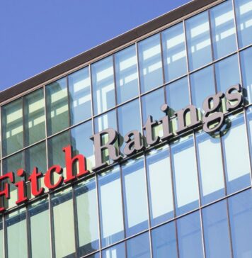 Fitch Keeps Morocco at BB+ Despite Higher Spending Fitch keeps Morocco’s credit rating at BB+ with a stable outlook as the budget deficit is expected to rise to 4% of GDP in 2026.