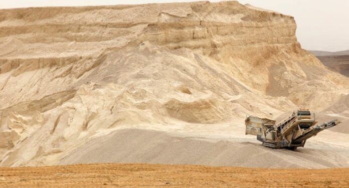 Phosphate boom powers extractive sector recovery in H1 2025