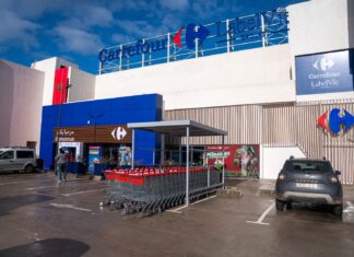 Carrefour opens major hypermarket in Zenata, creating 400 jobs Carrefour opens three new hypermarkets in Casablanca in just two months