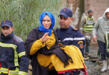 Morocco floods: Human rights body urges urgent aid measures A Moroccan human rights group has urged the government to declare the worst flood-hit areas in northern Morocco as disaster zones