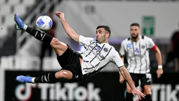 Moroccan striker Abderrazak Hamdallah scored six goals and set up another as Al-Shabab thrashed Al-Tadamon 13-0