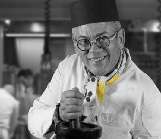 Moroccan Chef and Social Media Star Chef Kimo Dies Aged 57 Kamal Laâbi, better known as Chef Kimo, has died. Born in Fès, he was known for his passion for authentic Moroccan cuisine and for sharing it widely on social media.