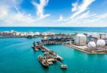 Morocco pauses $1bn gas terminal despite global interest Morocco has suspended a $1 billion plan to build a liquefied natural gas (LNG) terminal at its new Nador West Med port