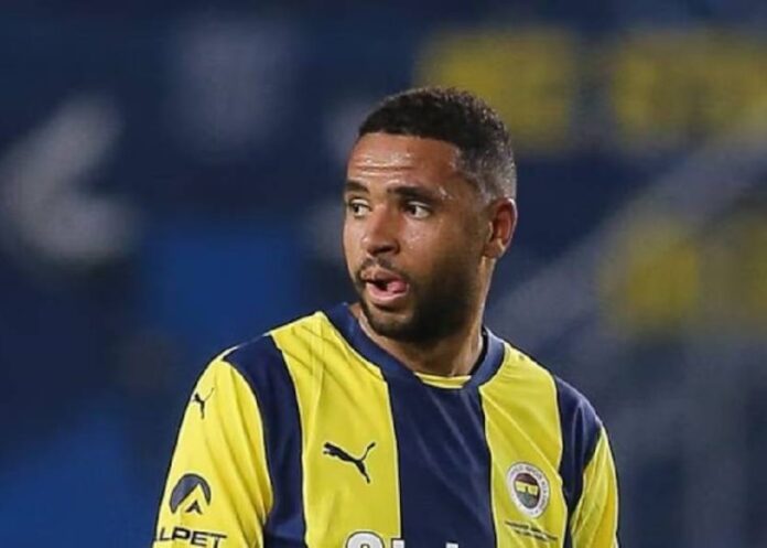 A last-minute administrative mistake has seen Youssef En-Nesyri remain at Fenerbahçe, after a swap move with Saudi side Al-Ittihad collapsed.
