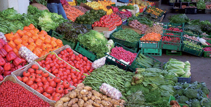Morocco’s consumer prices fell by 0.8% in January compared with a year earlier, according to Haut-Commissariat au Plan.