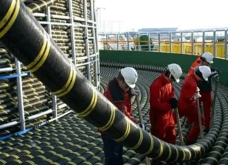 Germany backs plan to bring green power from Morocco The German government has given official support to a plan to bring renewable electricity from Morocco to Germany.