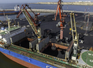 Marsa Maroc signs deal to run two piers at Liberia’s main port Marsa Maroc has signed a management contract with Liberia’s National Port Authority to operate two piers at the Port of Monrovia