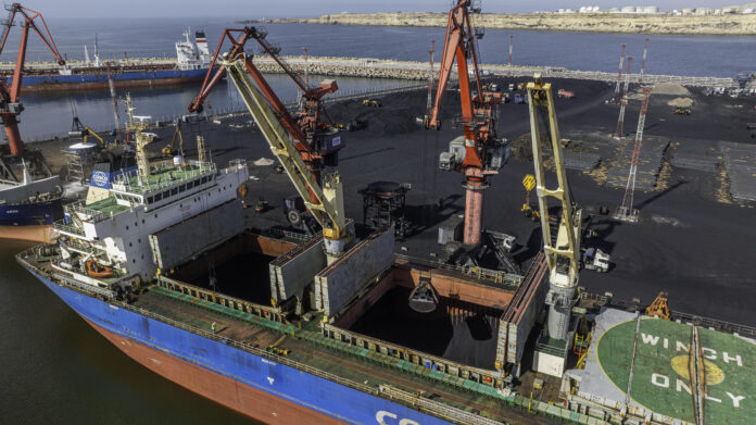 Marsa Maroc has signed a management contract with Liberia’s National Port Authority to operate two piers at the Port of Monrovia