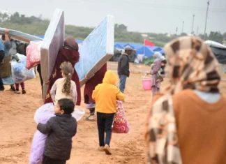 15,000 flood victims in Morocco to receive cash aid Fifteen thousand families have received direct financial support worth 6,000 dirhams each after recent floods in the north and west of Morocco, the government has announced.