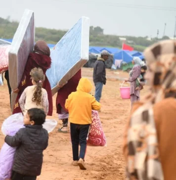 15,000 flood victims in Morocco to receive cash aid Fifteen thousand families have received direct financial support worth 6,000 dirhams each after recent floods in the north and west of Morocco, the government has announced.