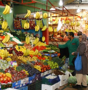 Moroccan household confidence at four-year high, but spending stays cautious People in Morocco are starting 2026 feeling more positive about the economy, even though most are still being careful with their money.