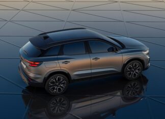 New Renault Captur arrives in Morocco with hybrid engine and updated design Renault Morocco has launched the new Renault Captur in Morocco, as part of its plan to strengthen its position in the small SUV market.