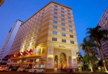 Royal Mansour Casablanca introduces Fashion Tea Time blending runway fashion and dining experience Royal Mansour Casablanca has introduced a new “Fashion Tea Time” series that mixes live fashion shows with high-end afternoon tea