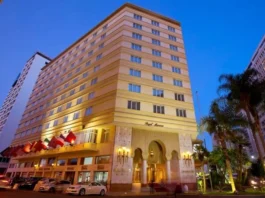 Royal Mansour Casablanca has introduced a new “Fashion Tea Time” series that mixes live fashion shows with high-end afternoon tea