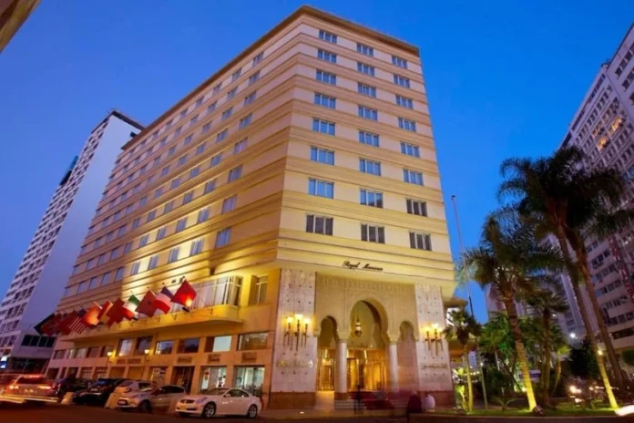 Royal Mansour Casablanca has introduced a new “Fashion Tea Time” series that mixes live fashion shows with high-end afternoon tea