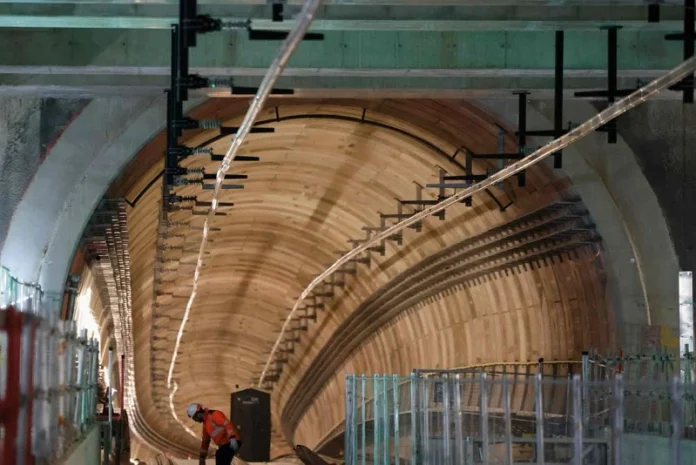 Spain and Morocco have signed a new agreement to keep working on plans for a rail tunnel under the Strait of Gibraltar. Spain and Morocco have signed a new agreement to keep working on plans for a rail tunnel under the Strait of Gibraltar.