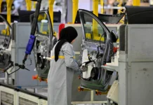 Auto and aerospace sectors lift Morocco exports in first quarter Factories across Morocco’s car industry had a strong start to the year