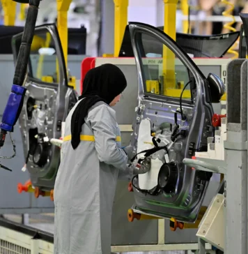 Auto and aerospace sectors lift Morocco exports in first quarter Factories across Morocco’s car industry had a strong start to the year