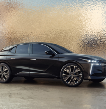 DS N°4 arrives with hybrid power and redesigned interior technology DS Automobiles has unveiled a new compact sedan called the N°4 for drivers who want something stylish, packed with modern tech.