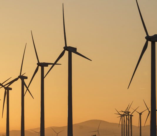 Morocco to build wind farm in Laâyoune under YNNA and AMEA deal Morocco is moving ahead with a new wind energy project in Laâyoune after YNNA Group and UAE based AMEA Power agreed to work together