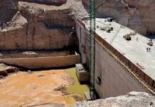 Morocco to build $43m dam in drought-hit east Kheng Grou will store large amounts of water for the long term, while Falit will help supply nearby areas more directly