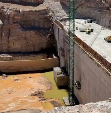 Morocco to build $43m dam in drought-hit east Kheng Grou will store large amounts of water for the long term, while Falit will help supply nearby areas more directly