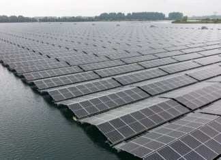 Floating solar panels could help Morocco save water and generate power Morocco is looking to put solar panels on top of its dams to save water and generate electricity at the same time