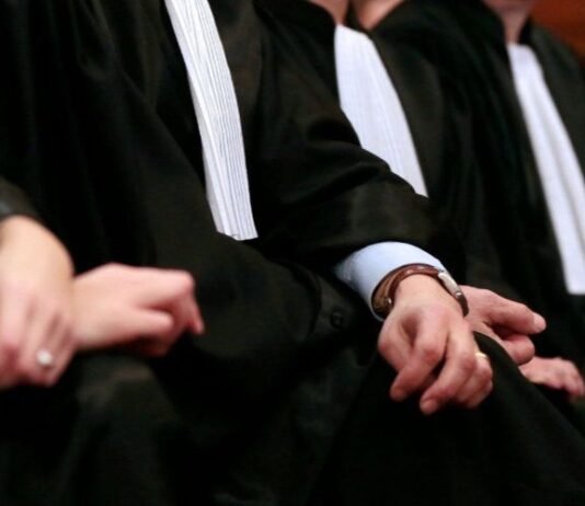 Morocco raises age limit to join lawyers’ profession to 45 MPs also agreed to raise the maximum age to join the profession from 40 to 45. This will allow experienced legal professionals from other fields to become lawyers later in their careers.