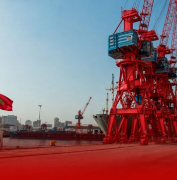 First giant cranes arrive at Nador West Med months before opening Morocco's new Nador West Med port has taken another step towards opening after receiving its first three giant container cranes