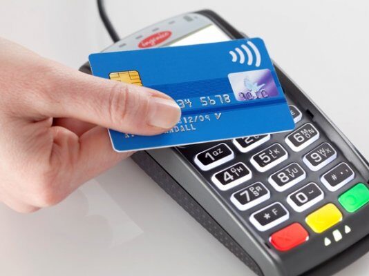 Bank Al-Maghrib cuts card payment fees for retailers Bank Al-Maghrib has cut the interchange fee cap from 0.65% to 0.50% for domestic electronic payment transactions