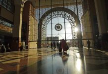 TGCC wins contract to build Marrakech high-speed rail station TGCC has won a 562.7 million dirham contract to build the Marrakech-Guéliz railway station and a maintenance centre for the Kenitra-Marrakech high-speed rail line.