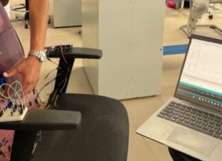 Moroccan student builds smart chair to fix poor posture Moroccan Student Builds Smart Chair to Fix Poor Posture