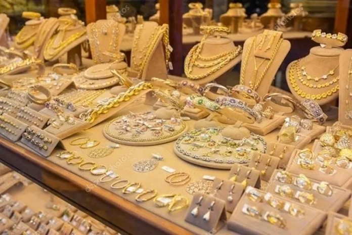 The Competition Council is investigating claims of illegal gold price fixing and anti-competitive practices in Morocco's jewellery market The Competition Council is investigating claims of illegal gold price fixing and anti-competitive practices in Morocco's jewellery market
