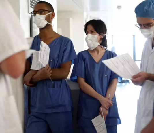 8,500 health graduates are ready to work. Where are the jobs? Thousands of nursing and health technician graduates are waiting for jobs as public-sector positions fall short of demand.