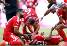 Saibari helps Musiala score, then catches him as he collapses Ismael Saibari Bayern Munich debut