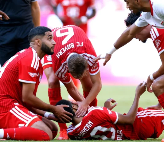 Saibari helps Musiala score, then catches him as he collapses Ismael Saibari Bayern Munich debut