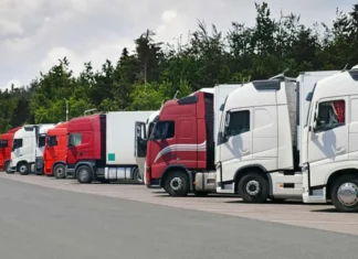 300 Moroccan truck drivers to train for jobs in Italy and Romania 300 truck drivers in Morocco will receive training for jobs in Italy and Romania under a new EU-backed legal mobility programme.