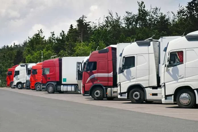 300 truck drivers in Morocco will receive training for jobs in Italy and Romania under a new EU-backed legal mobility programme. 300 truck drivers in Morocco will receive training for jobs in Italy and Romania under a new EU-backed legal mobility programme.