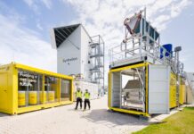 Swiss company plans 100,000-tonne renewable fuel plant in Morocco Swiss company Synhelion plans a 100,000-tonne renewable fuel plant in Tan-Tan, with construction still awaiting a final investment decision.