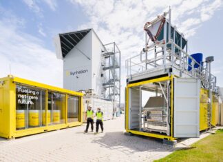 Swiss company plans 100,000-tonne renewable fuel plant in Morocco Swiss company Synhelion plans a 100,000-tonne renewable fuel plant in Tan-Tan, with construction still awaiting a final investment decision.