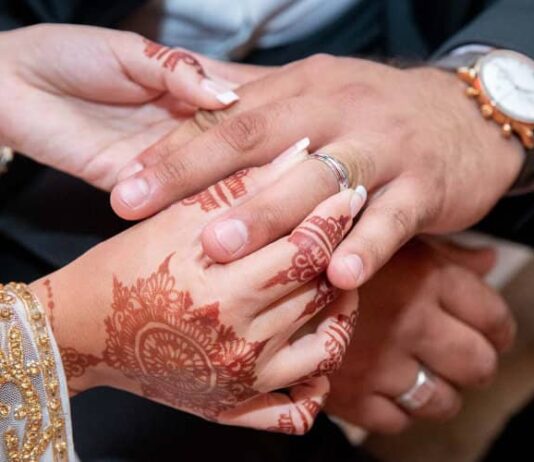 Morocco records one divorce every three minutes Moroccan courts ruled on nearly 160,000 marital dissolution cases in 2025, averaging one every three and a half minutes, as family law reform looms.